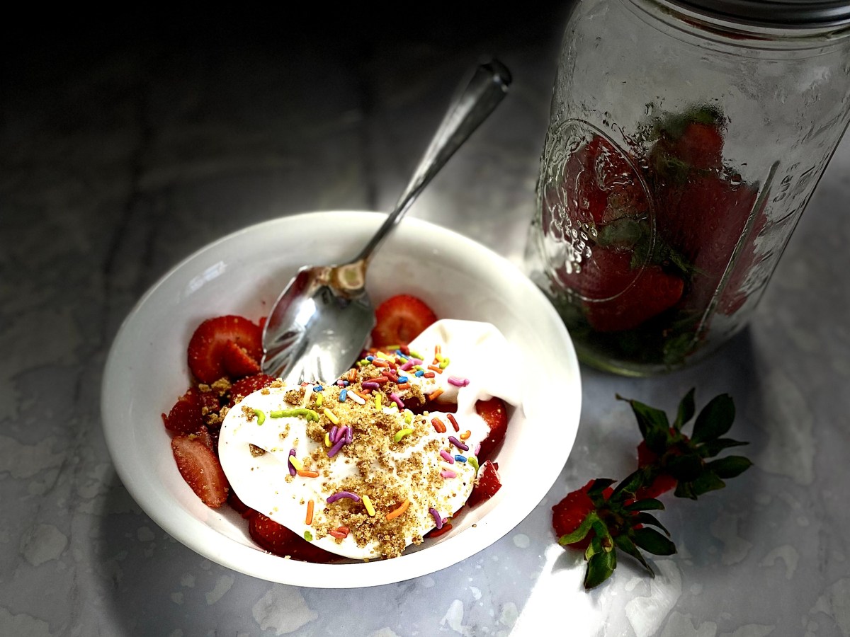 [AllergyPossible.com] Creamy Dreamy Vegan Whipped Cream!&nbsp;[RECIPE]